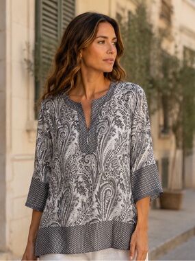 Women's Grey Paisley Split-Neck Tunic Top